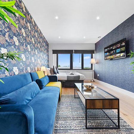 Modern One Bedroom Flat - Sleeps 5 -Near Heathrow - London Ub3 Exterior foto